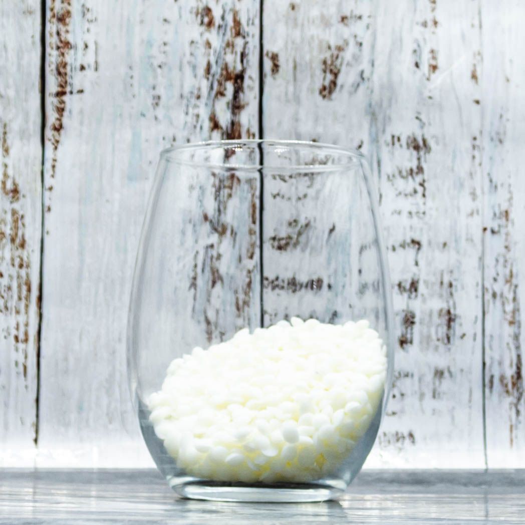 WAXIM Cire de soja pour bougies écologiques et cosmétiques naturelles 1 250  g en perles. : : Cuisine et Maison