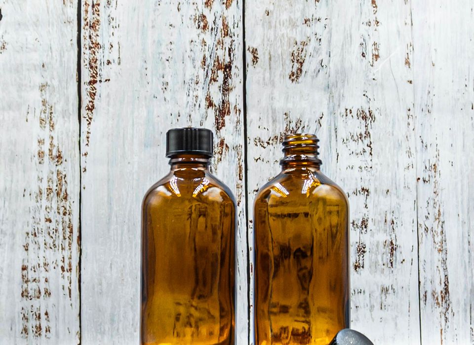 Bouteille En Verre Ambré 50cL Avec Verseur En Bois ROBERT | Maisons Du