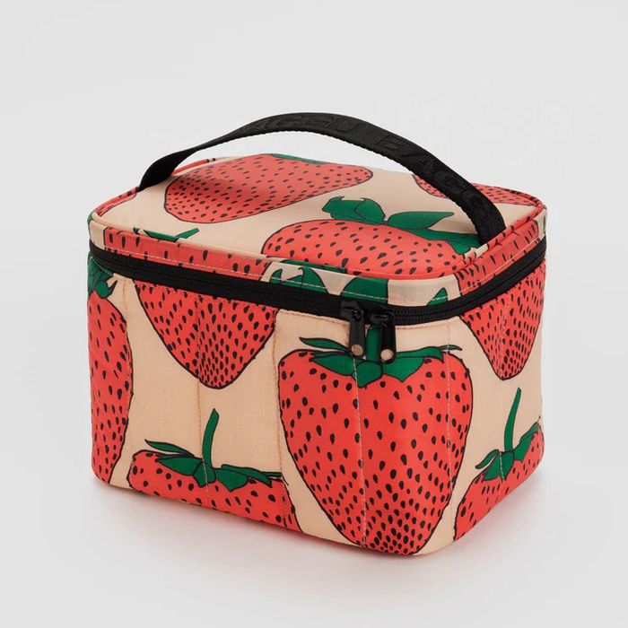 Puffy Lunch Box Strawberry BAGGU Le Mouton Noir