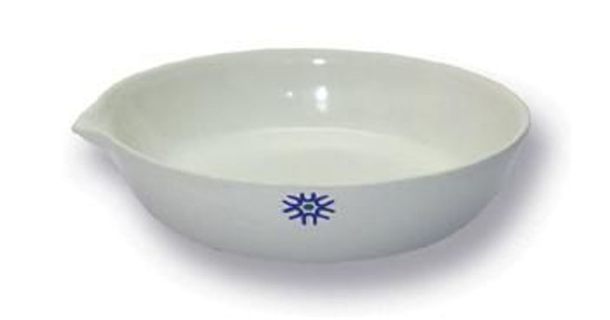 Evaporating Dishes, Flat Form, Porcelain