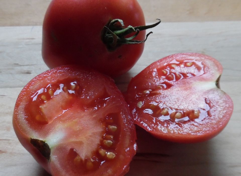 Slicer Tomato, Rose De Berne