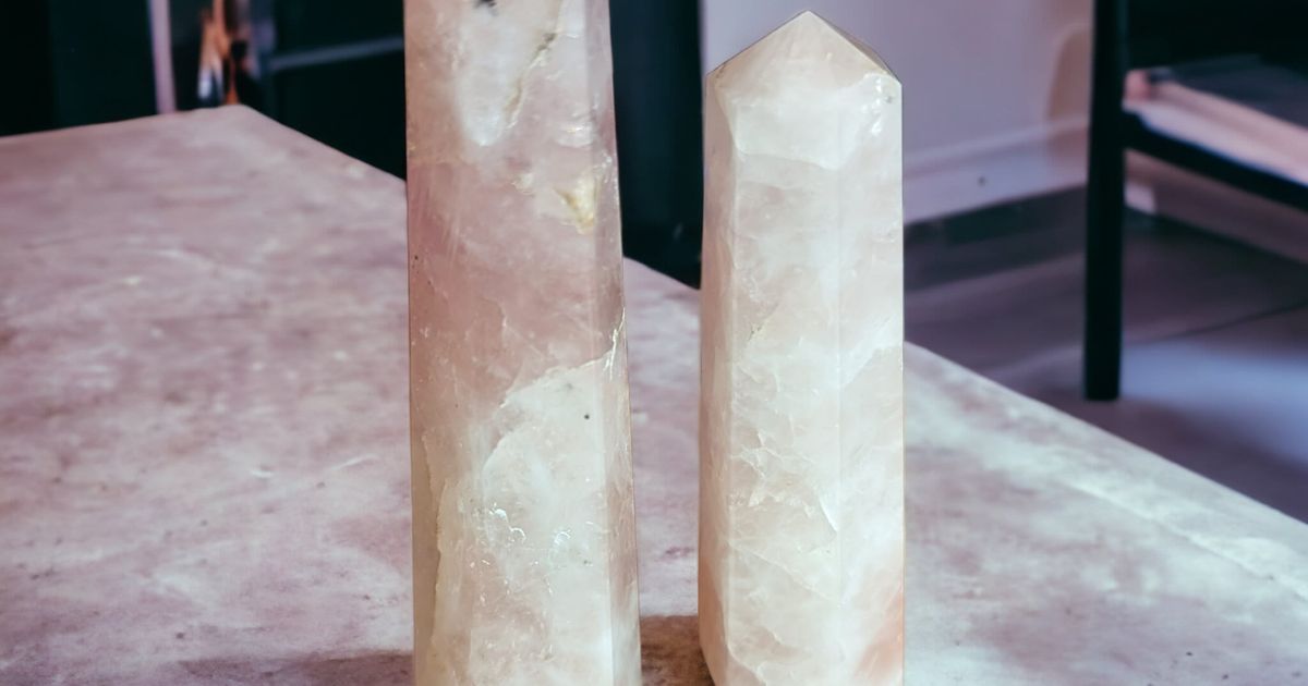 Quartz rose pointe