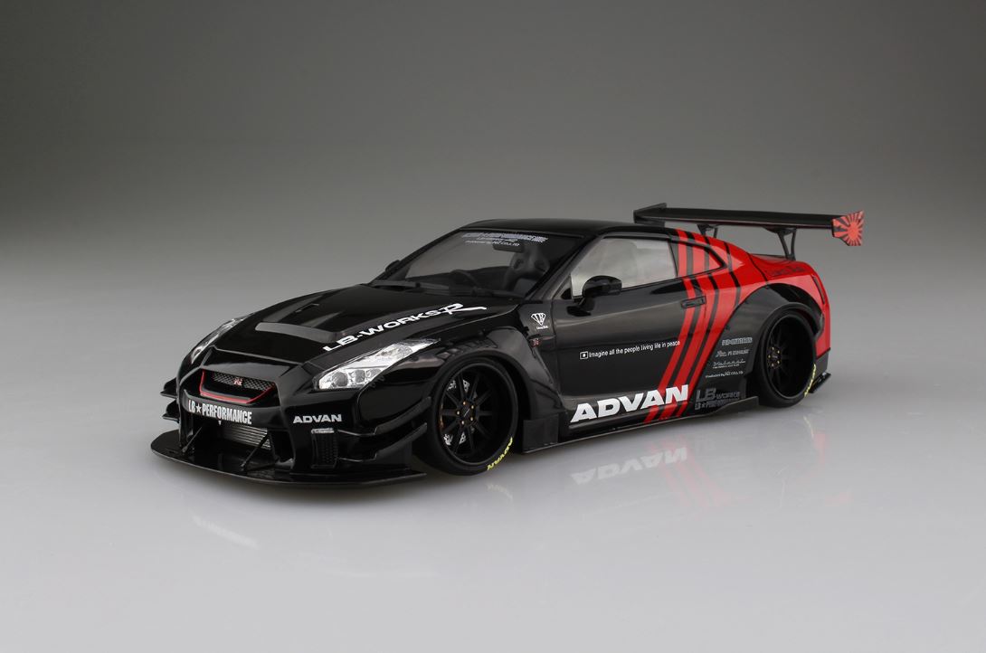 Aoshima (5592) LB Works R35 GT-R type 2 Ver.2 1/24