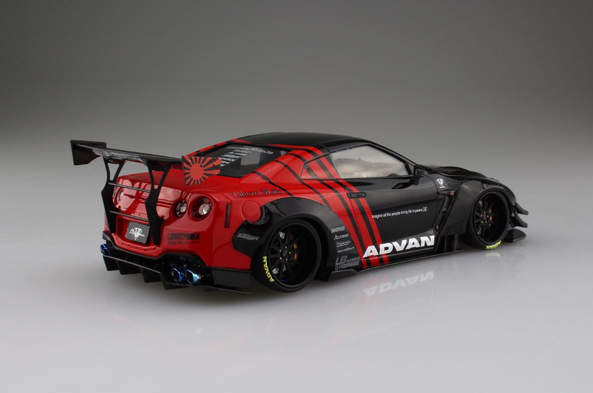 Aoshima (5592) LB Works R35 GT-R type 2 Ver.2 1/24