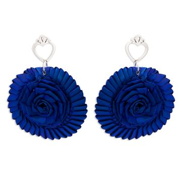 Sacred heart earrings with mega flower woven in natural palm