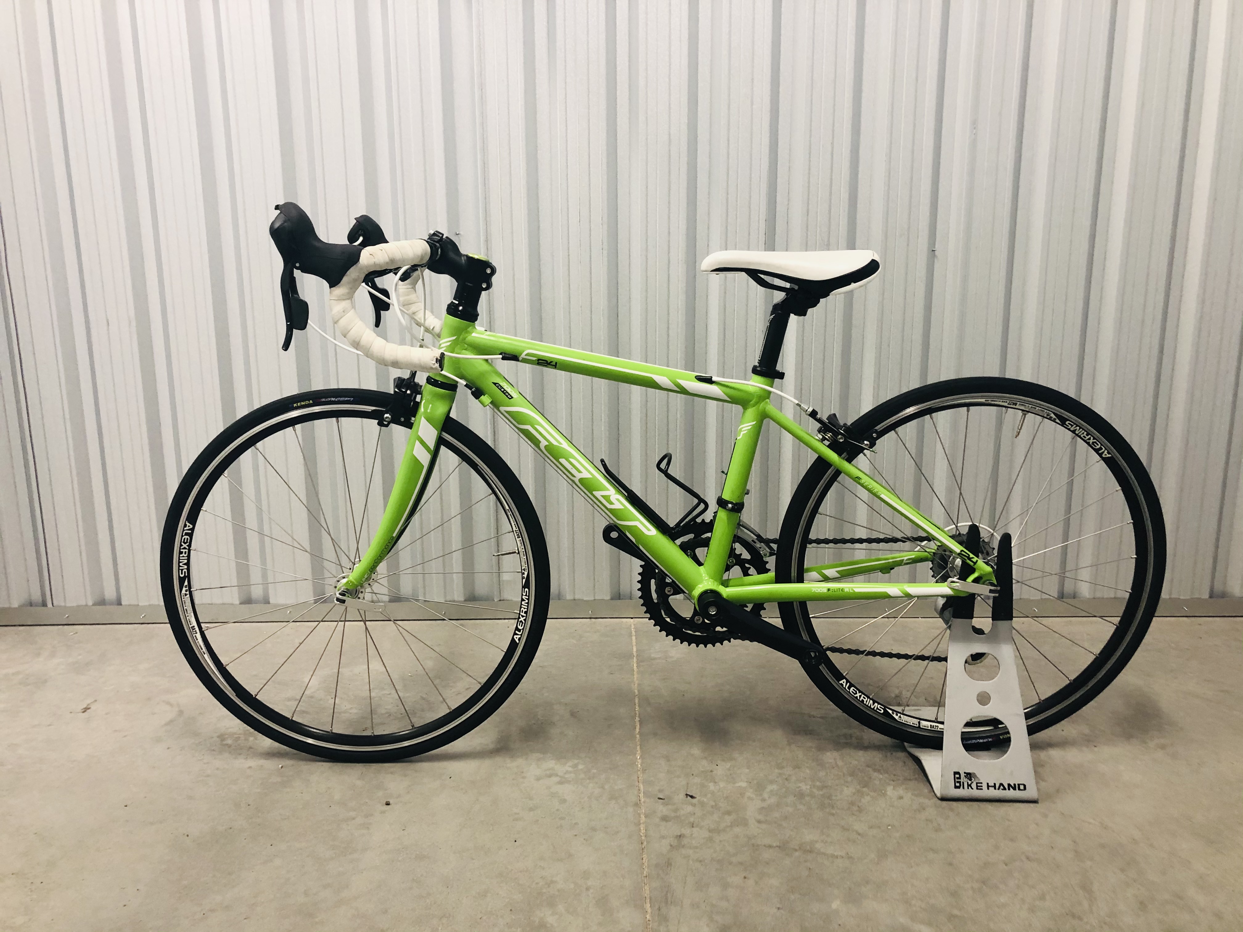 felt youth road bike