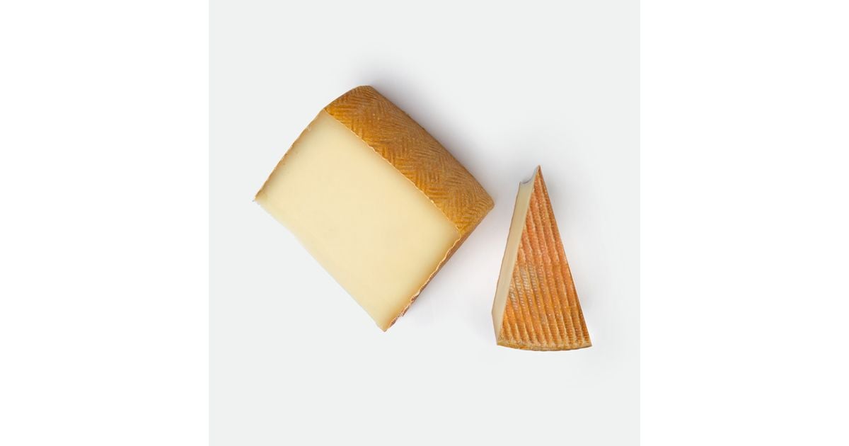 Fromage Zacharie Cloutier 200g (Fromagerie Nouvelle France) Fromage Zacharie Cloutier 200g (Fromagerie Nouvelle France)