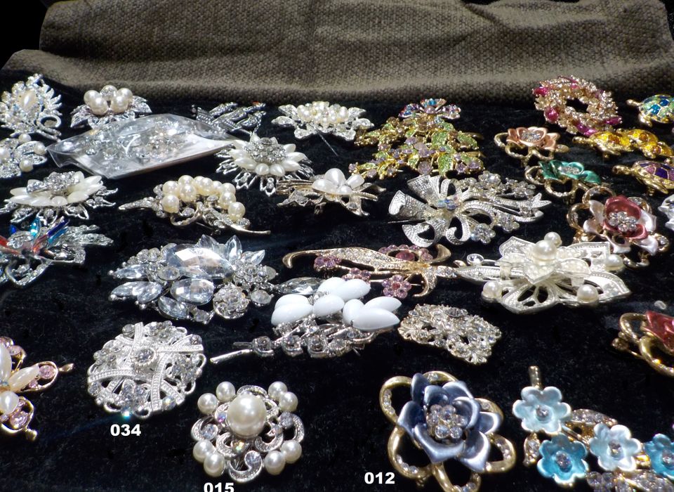 Fine jewelry brooches 2025 and pins