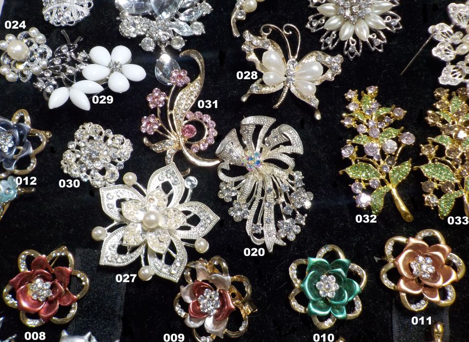 Fine jewelry brooches 2025 and pins